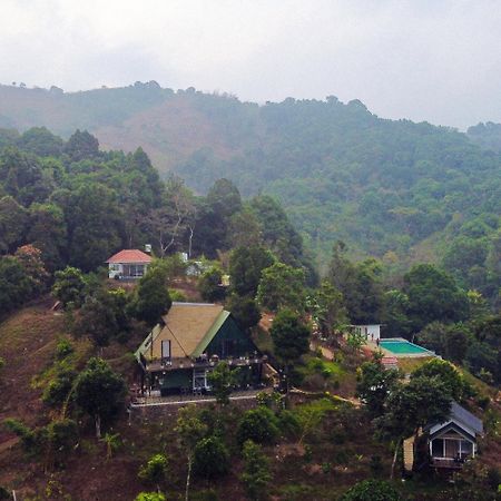 Misty Hideout Bed & Breakfast Kakkadampoyil ภายนอก รูปภาพ