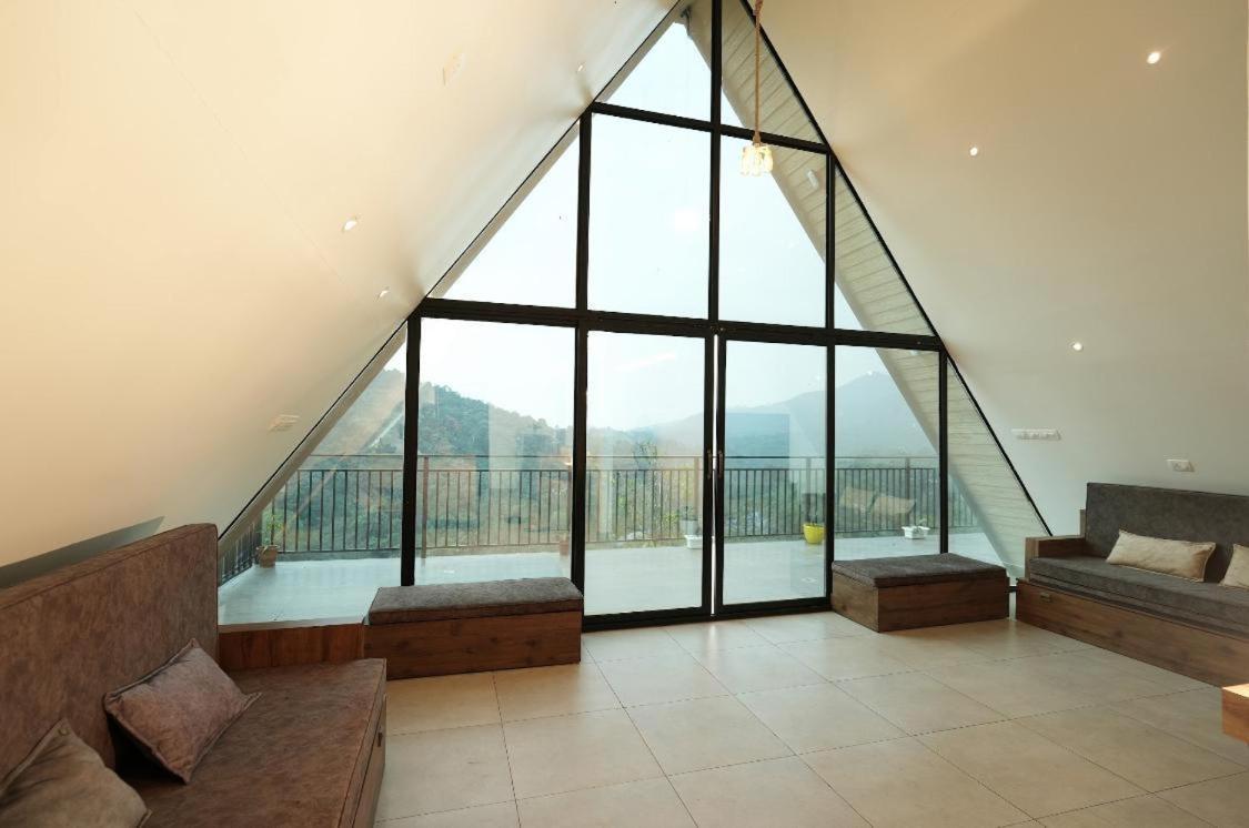 Misty Hideout Bed & Breakfast Kakkadampoyil ภายนอก รูปภาพ