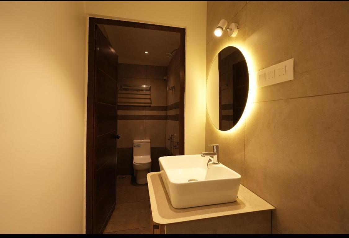 Misty Hideout Bed & Breakfast Kakkadampoyil ภายนอก รูปภาพ